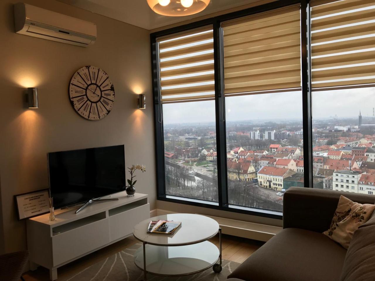 Old Town Panorama Apartments Klaipeda Exterior photo